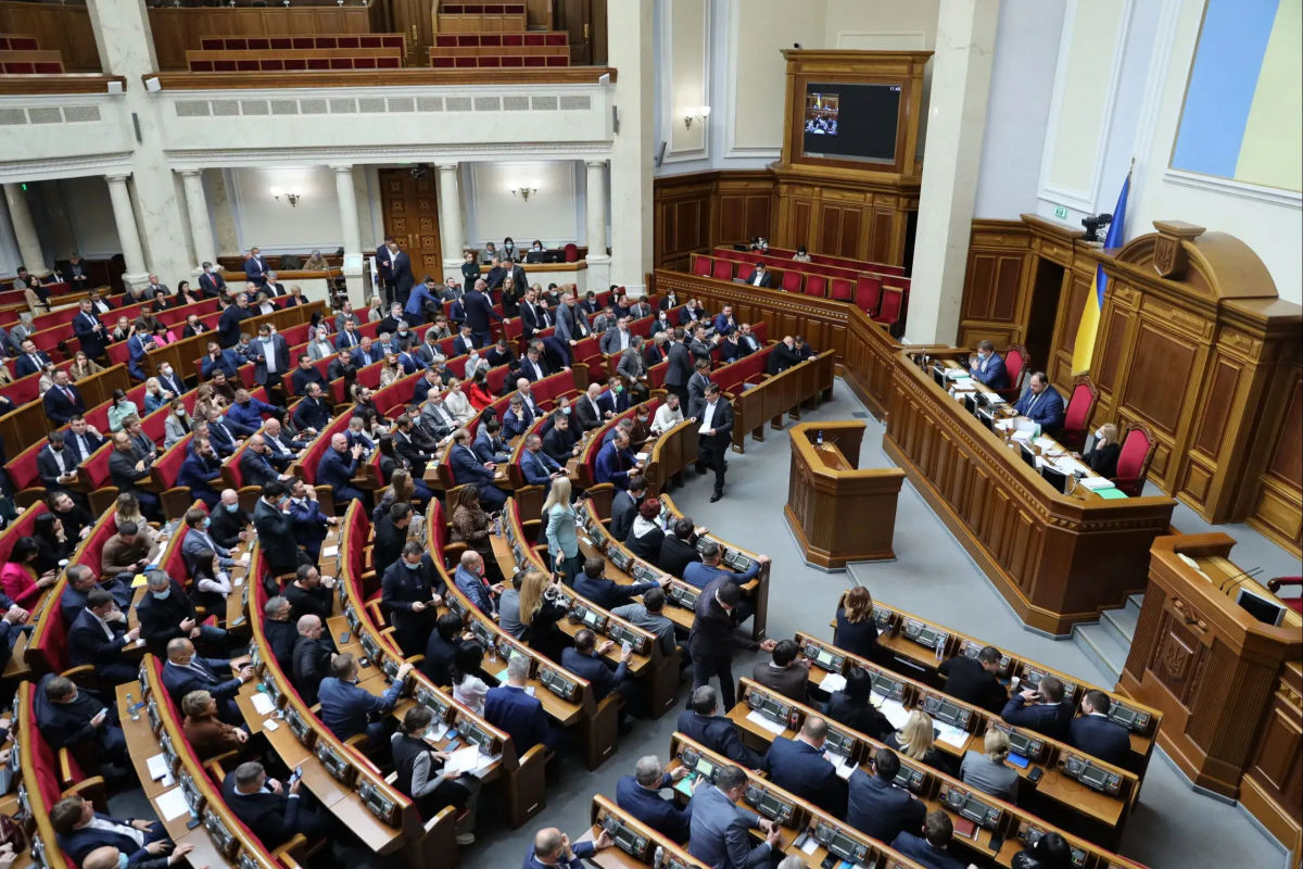 Верховная Рада переселяется из-за постоянных тревог – источник
