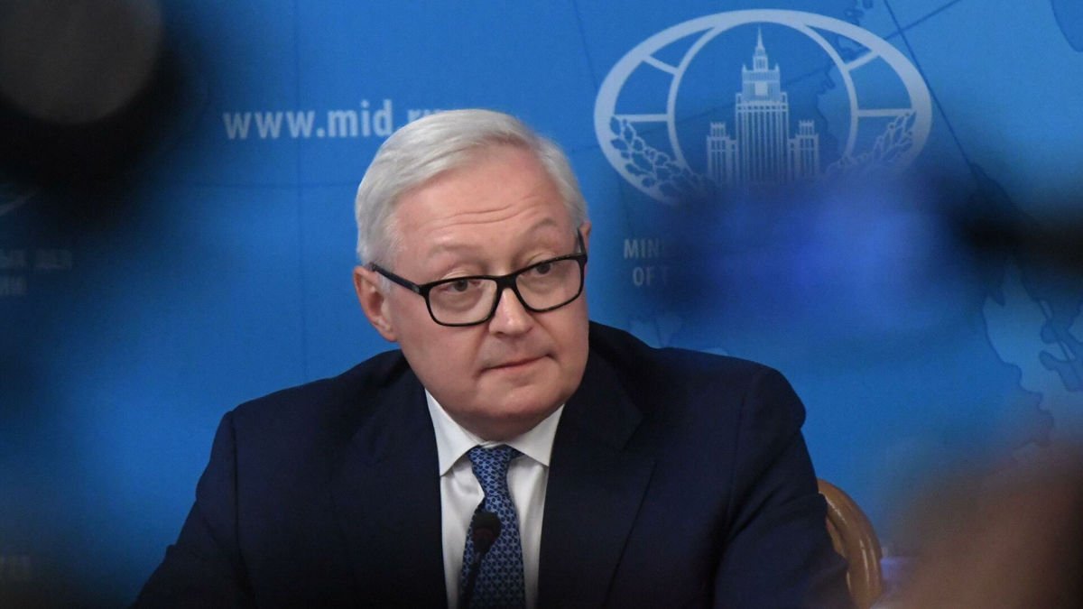 "НАТО надо собирать манатки", — заместитель Лаврова высказал пожелание Кремля