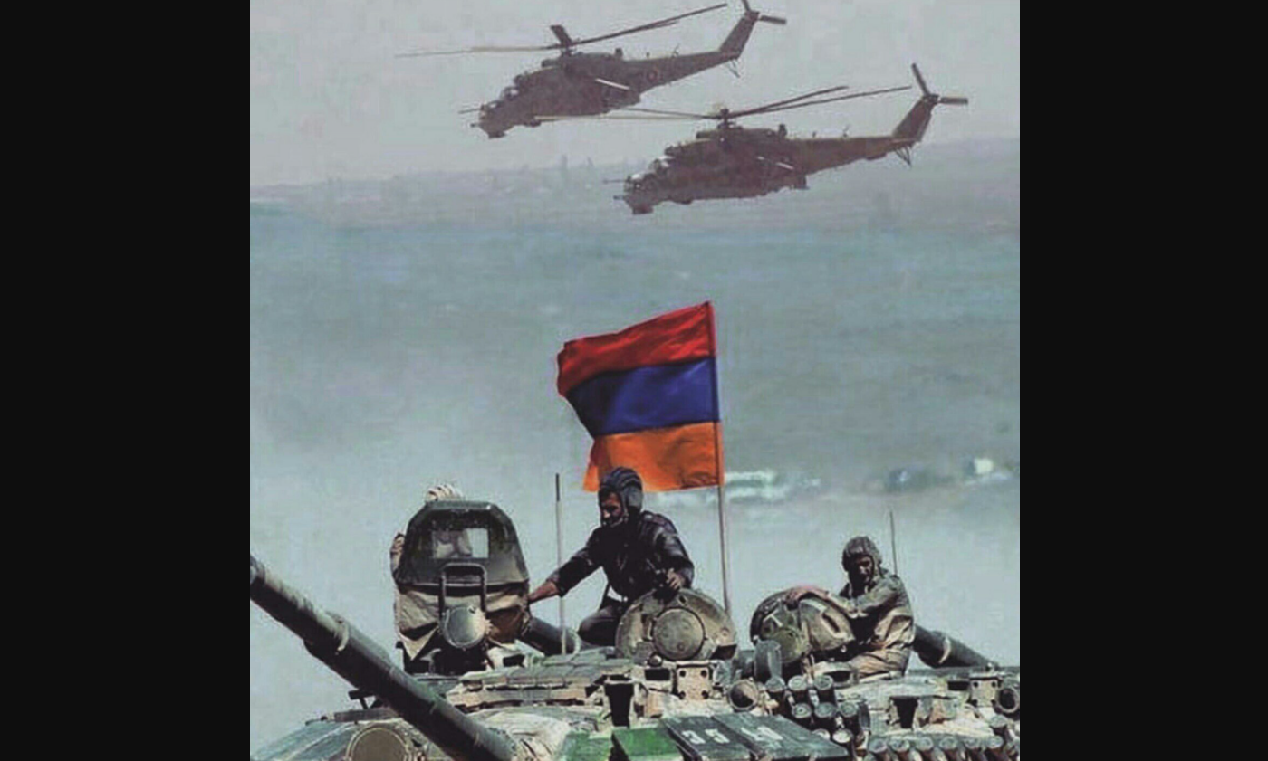 Азербайджан взорвал еще два танка "Т-72" – армянские солдаты отступают из Тонашена: первые фото боя