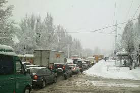 ​Снежные заносы в Украине заблокировали на дорогах почти три тысячи машин