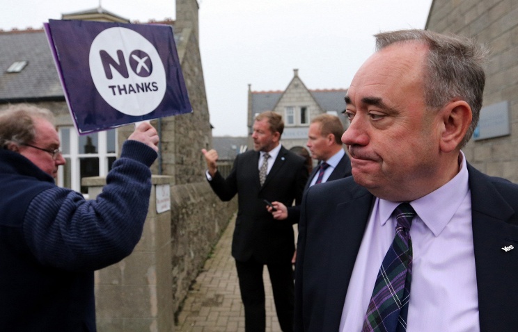 После референдума глава правительства Шотландии ушел в отставку 