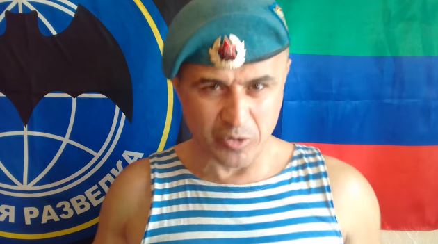 “Нас в Украине нет? Да все наши кладбища переполнены могилами парней! Убирайся оттуда!” – российские десантники восстали против Путина. Кадры