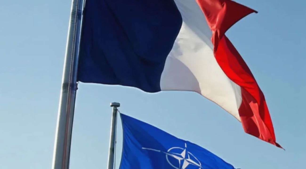 Франция рассматривает вариант выхода из НАТО – СМИ