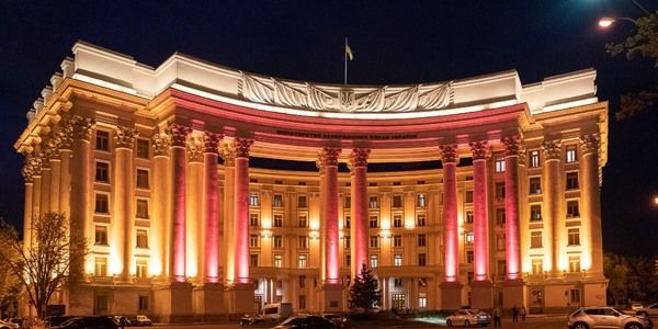 "Будущее решается на поле боя", - в МИД показали важность Украины для НАТО