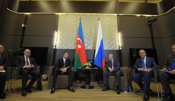 Путин провел встречи с президентами Армении и Азербайджана - обсуждали Карабах