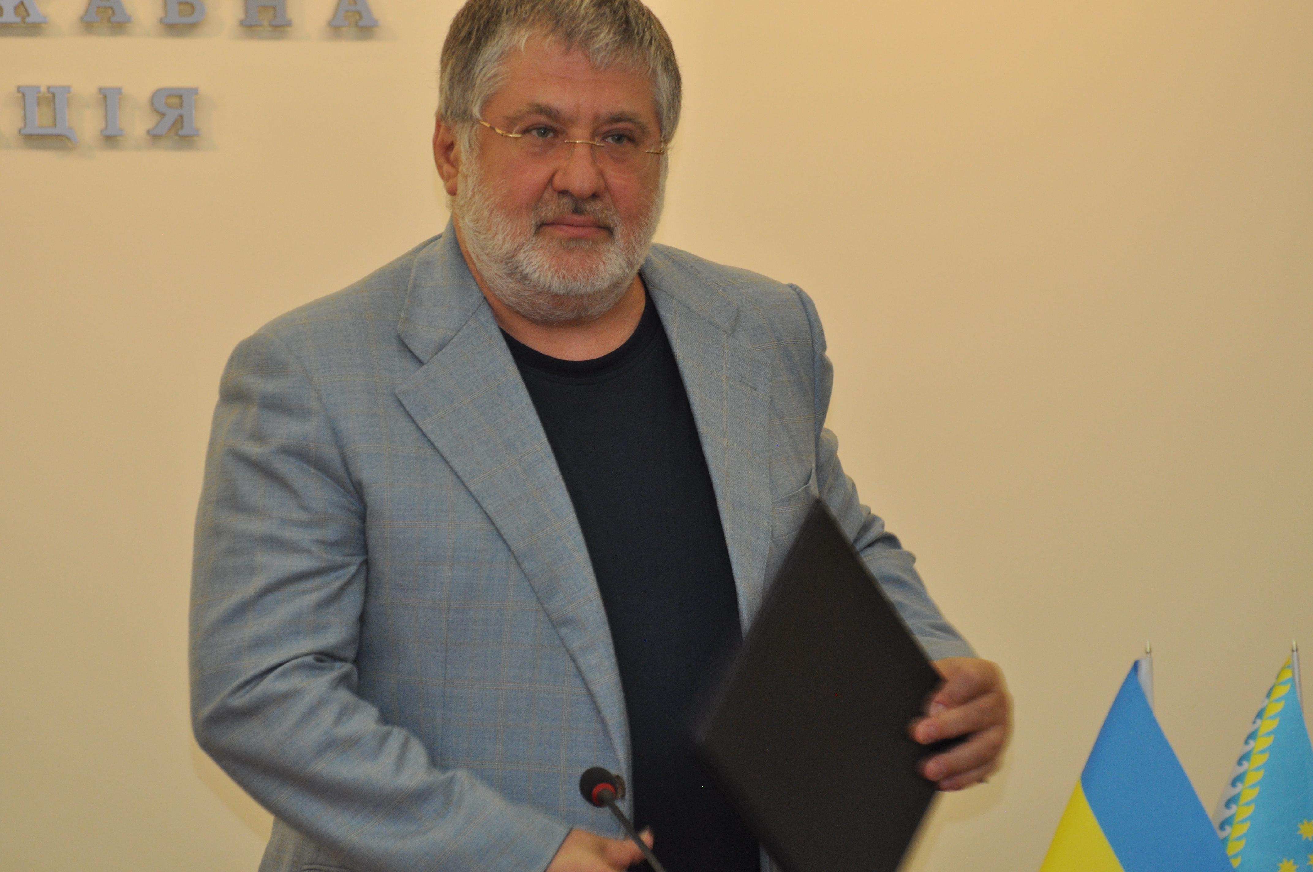 Коломойский ушел с поста губернатора Днепропетровской области