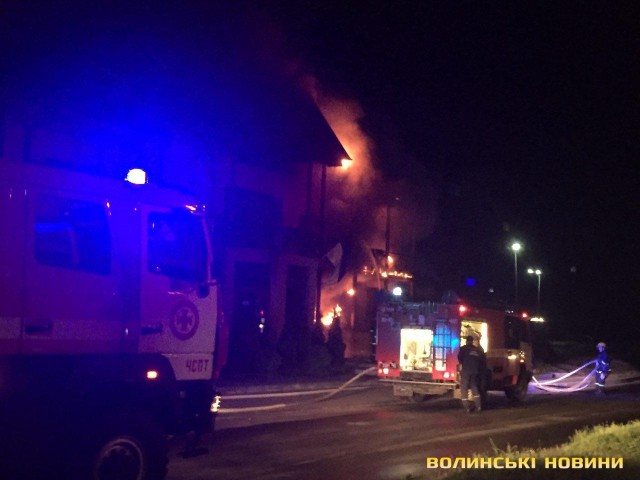 В Луцке горит гостиничный комплекс Patio di Fior: подозревают умышленный поджог - кадры