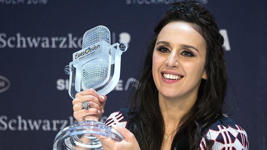 Джамала раскрыла секрет своей победы на "Евровидении - 2016" и дала оценку выступлению Лазарева
