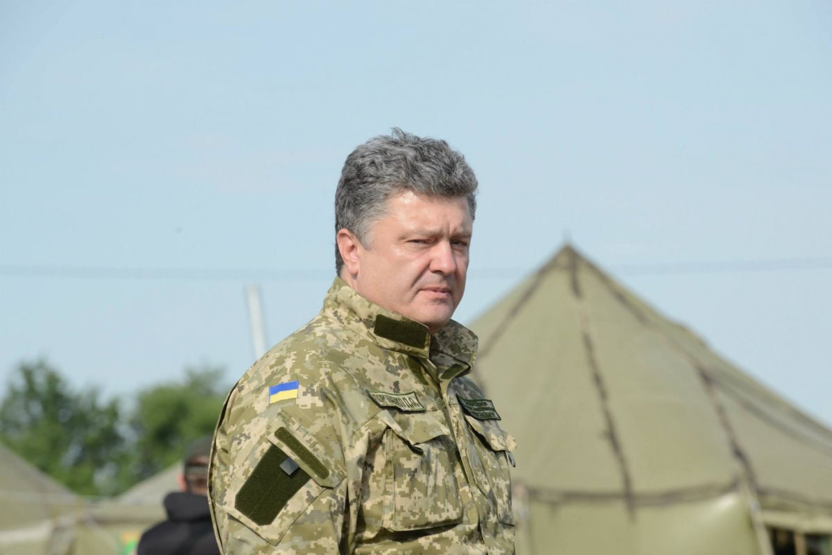 ВСУ требуется вооружение  от западных союзников для отпора вторжения РФ - Порошенко