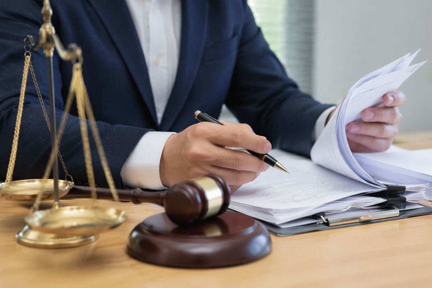 Закон о долгах: что действительно изменится для украинцев