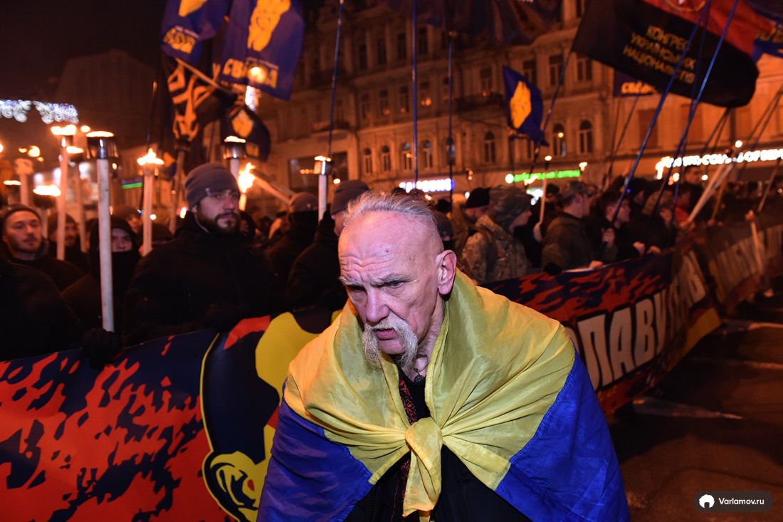 "Нам придется убить около миллиона человек, кто радуется Бандере", - наемник "ДНР" из Москвы открыто угрожает украинцам за факельные шествия по всей Украине