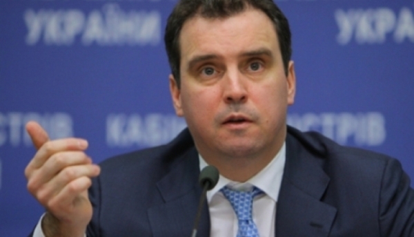 Абромавичус: на должность гендиректора "Укрзализныци" претендуют 8 иностранцев