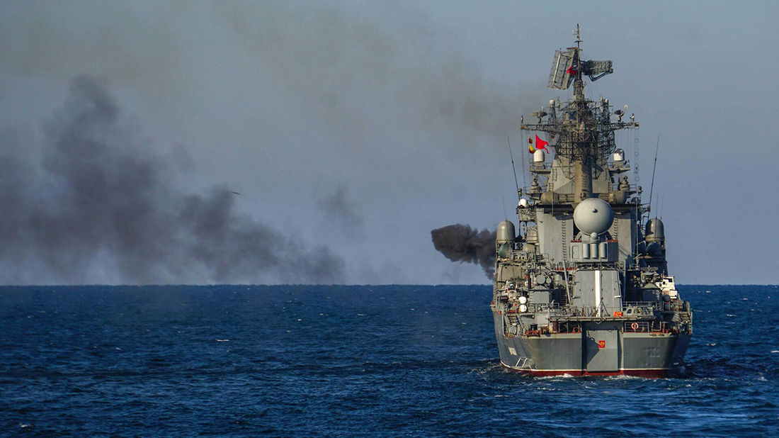 У Путина впервые сообщили о потерях на крейсере "Москва"