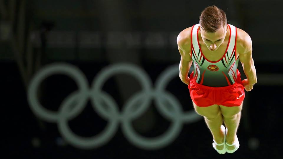 Беларусь уже с золотом на Олимпиаде в Рио: Владислав Гончаров выиграл в прыжках на батуте