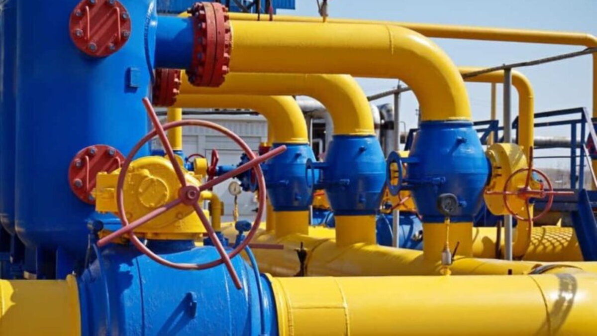 "Газпром" опять прикрутил вентиль для Европы - поставки газа рухнули на 41%
