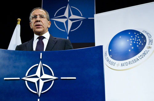 Лавров готовит ответ для НАТО на наращивание сил у границ с Россией