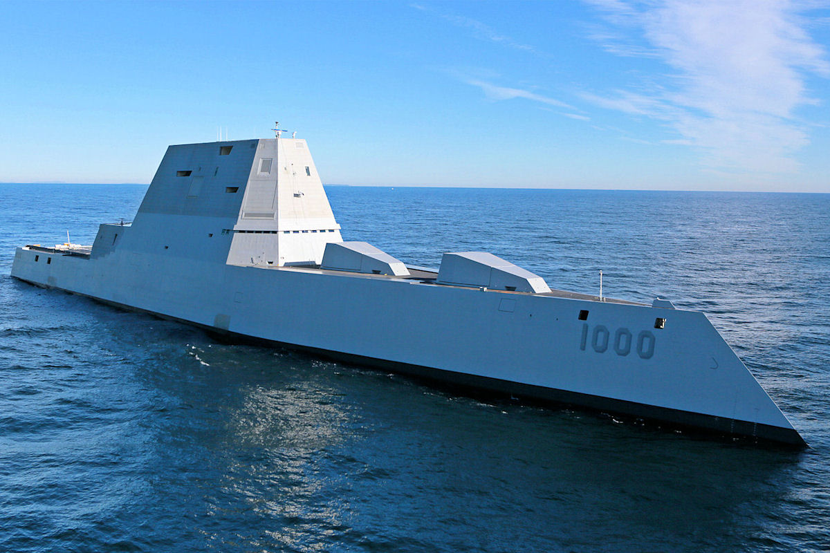 В состав ВМФ США вошел самый грозный в мире эсминец DDG-1000 Zumwalt: мощнейшее ракетное вооружение судна способно уничтожить любые цели 