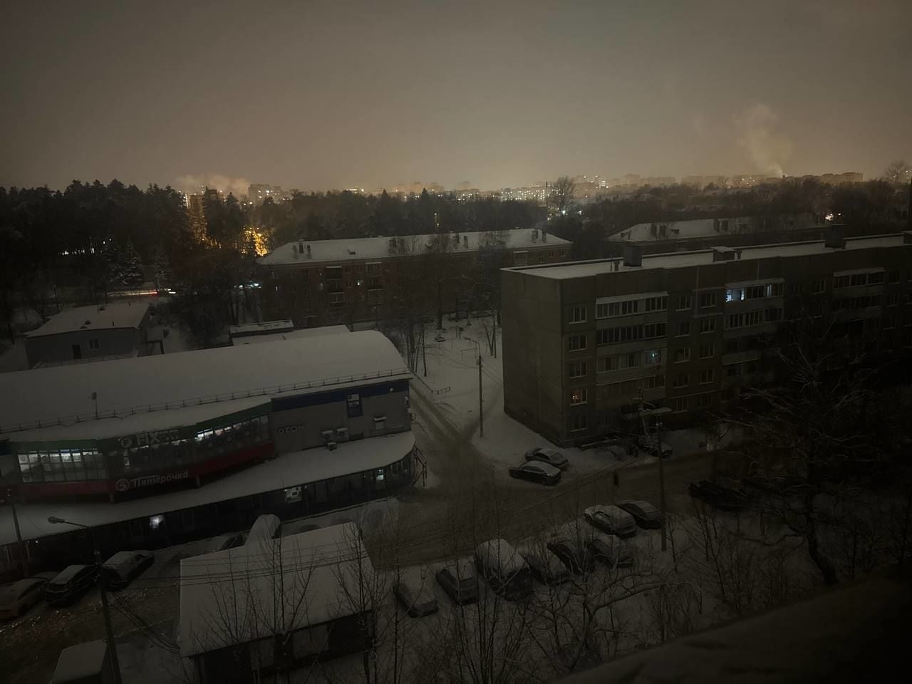 В Подмосковье второй за неделю блэкаут: жителей Домодедово "поздравили" с Новым годом