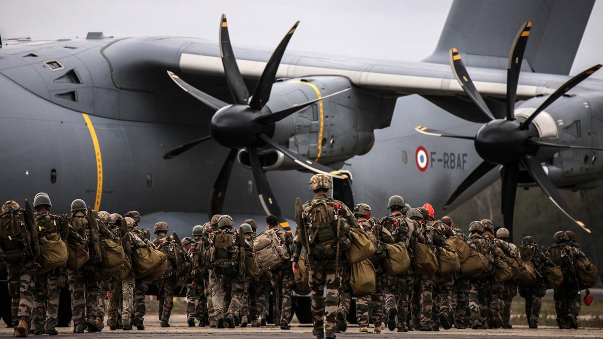 "Не России нам указывать", - Франция создает коалицию стран, готовых к возможной отправке войск в Украину
