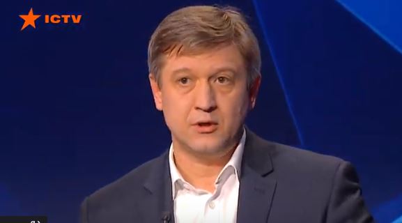 Порошенко жестко поставил представителя Зеленского Данилюка на место - подробности скандала