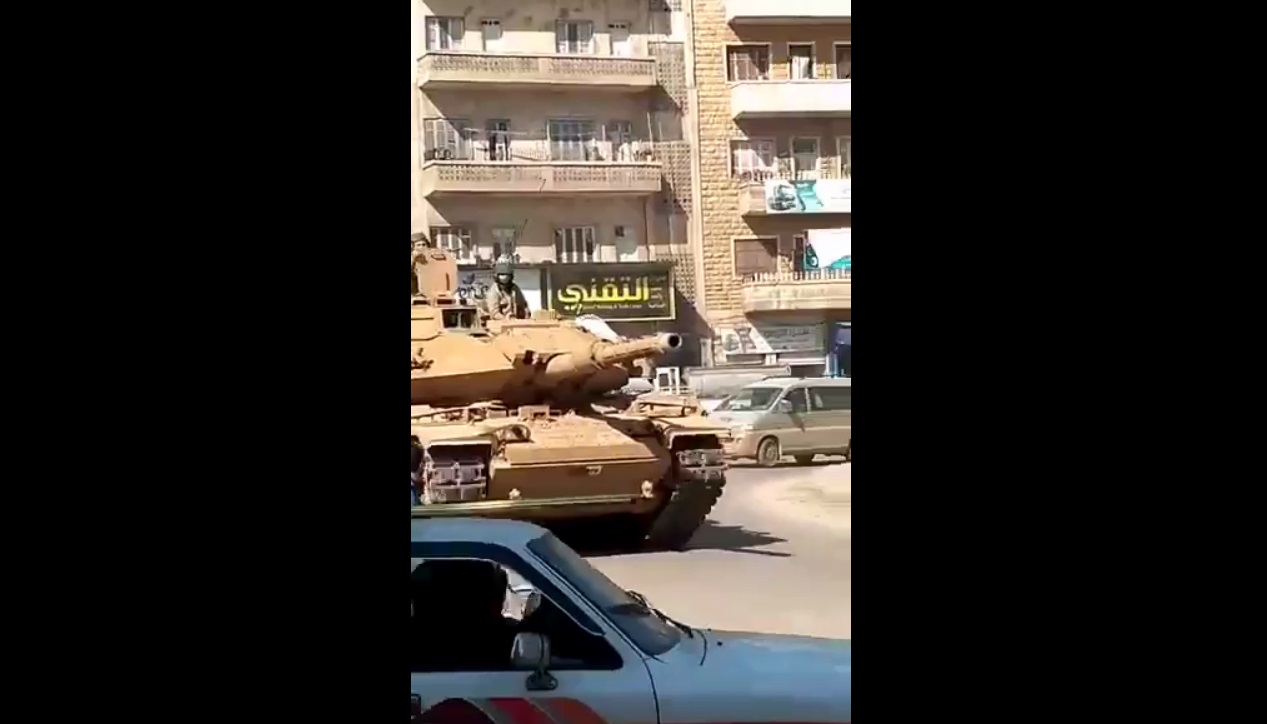 Танки турецкой армии вошли в Идлиб: появилось видео из центра города