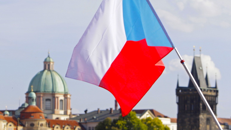 В Чехии проходят парламентские выборы: победу пророчат популистской партии ANO миллиардера Андрея Бабиша