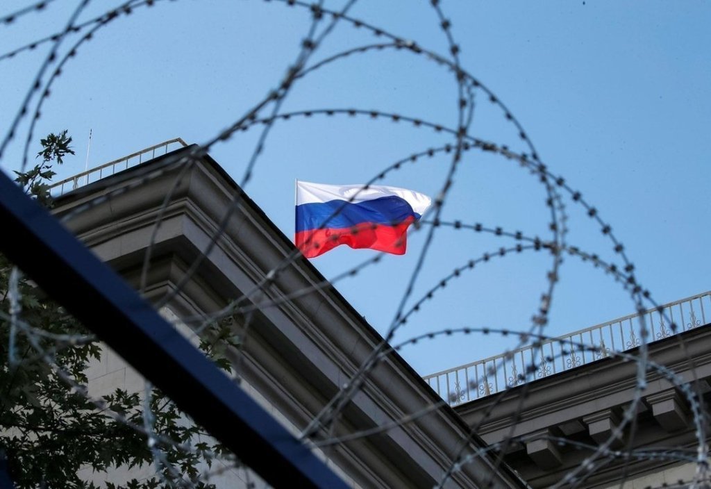 Санкционный удар Украины по России: эксперт рассказал, какие убытки несет страна-агрессор