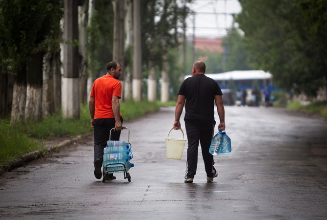 Обстреляна насосная станция “Резервная” – Донецк и Макеевка могут остаться без воды