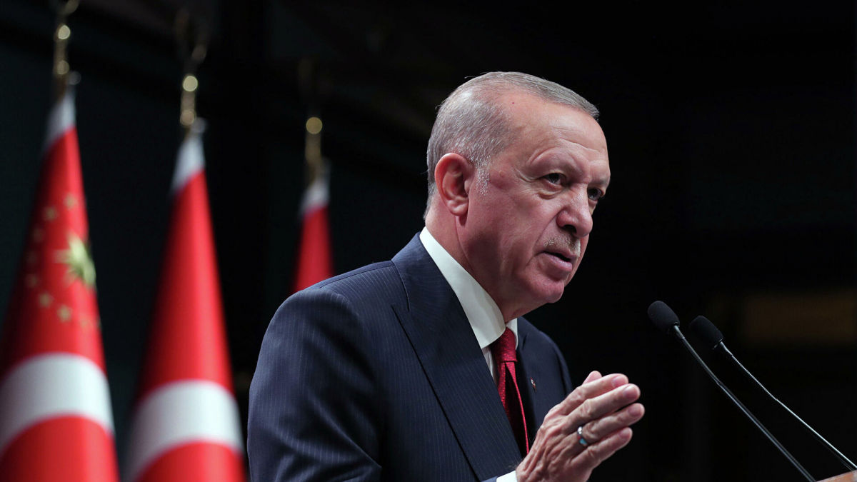 Эрдоган подтвердил готовность к срочным мерам по примирению Украины и России 
