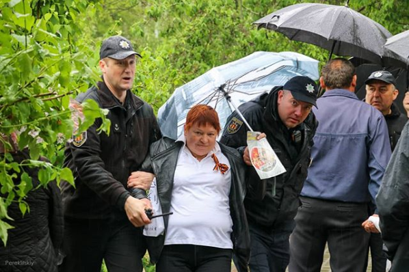 В Украине арестовали людей, которые напоказ носили георгиевскую ленту, – кадры задержаний