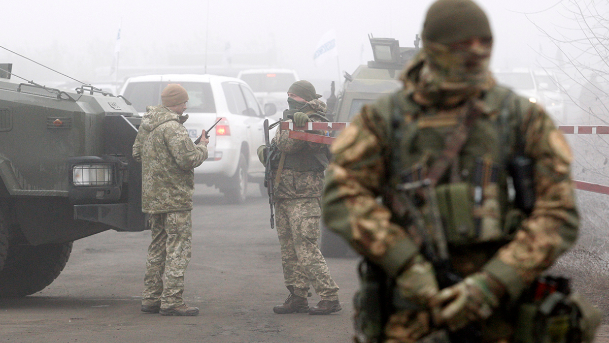 В ТКГ пояснили, к чему Россия подталкивает Украину в вопросе Донбасса