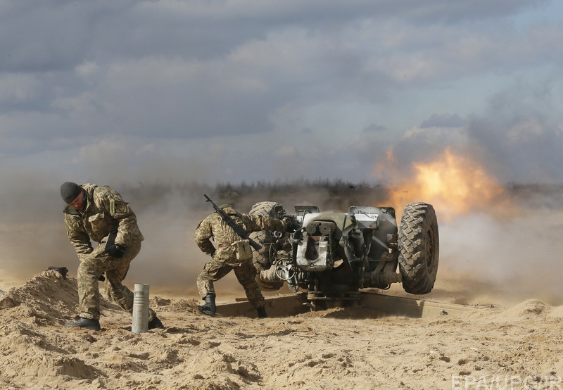 Украинская артиллерия накрыла позиции российских военных под Авдеевкой - отряд россиян уничтожен полностью