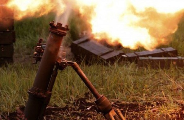 Начался минометный обстрел поселка Саханка на Донбассе, - администрация
