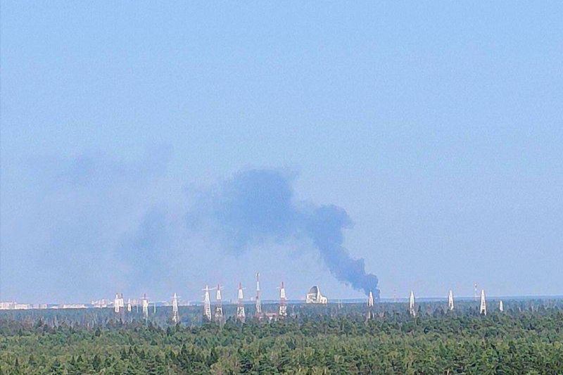 ​Загадочный пожар на ключевом военном объекте РФ: Чкаловский в огне, причины скрываются