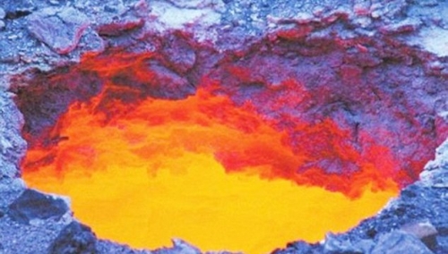 В Китае случайно нашли "ворота в ад"