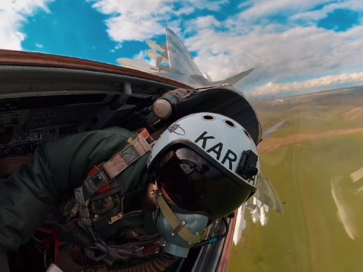​То, что происходит за кадром: летчик ВСУ Karaya одним фото показал победу в воздухе