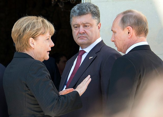 ​Капитуляция Порошенко или проигрыш Путина: чего ждать от встречи президентов в Париже