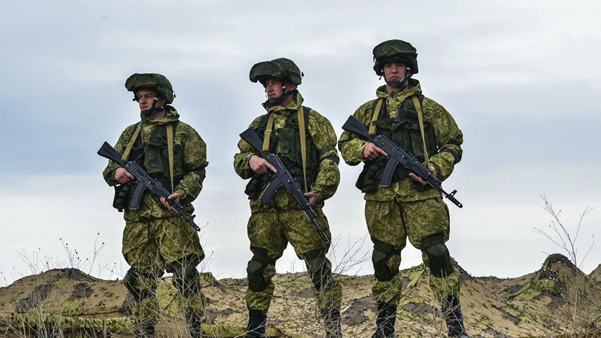 Россия перебрасывает в Крым дополнительные силы десанта