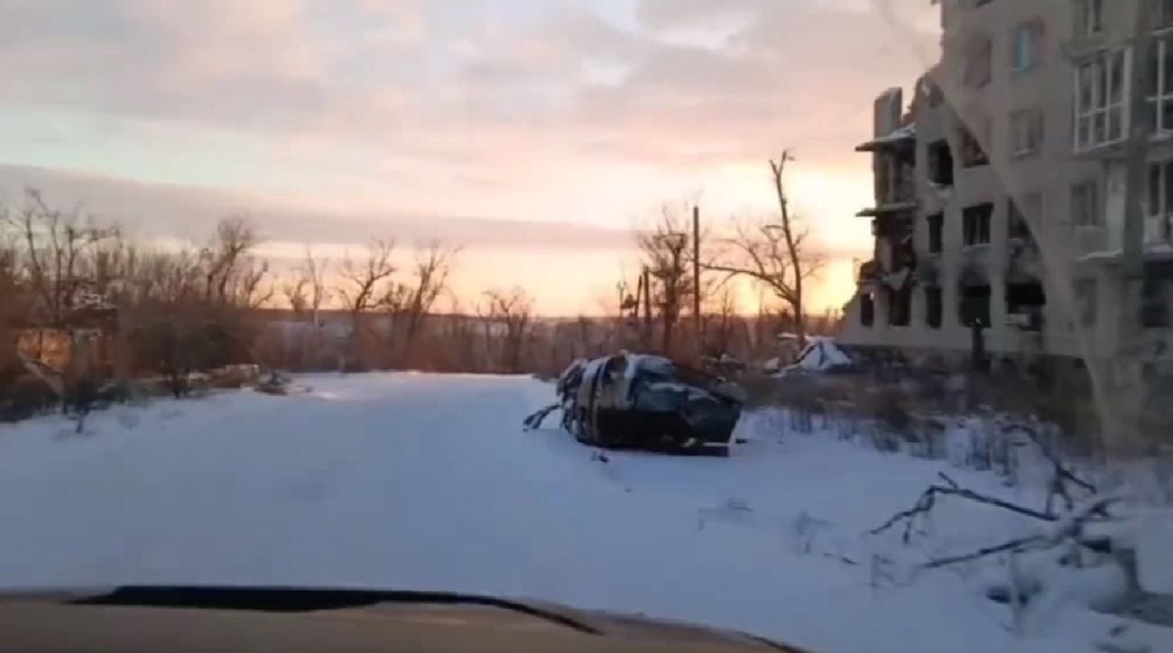 Во что превратился Бахмут в оккупации: военные РФ показали уникальные кадры