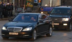 ​В кортеж мэра Москвы влетел Mercedes