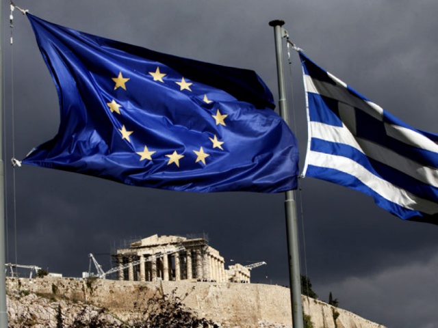 Bloomberg: Основной фондовый рынок Греции по итогам торгов упал до уровня 1990 года