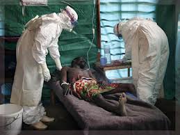 В Либерии жертв смертельной лихорадки Эбола кремируют