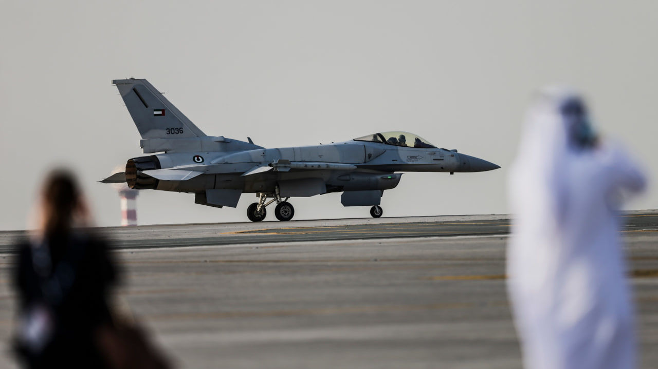 США и союзники в ближайшие месяцы примут решение по F-16 для Украины - NBC