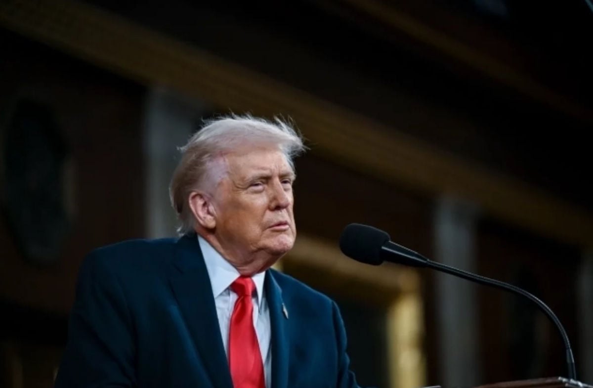 Трамп пообещал потопить весь военный флот Ирана: 9 кораблей уже уничтожены 