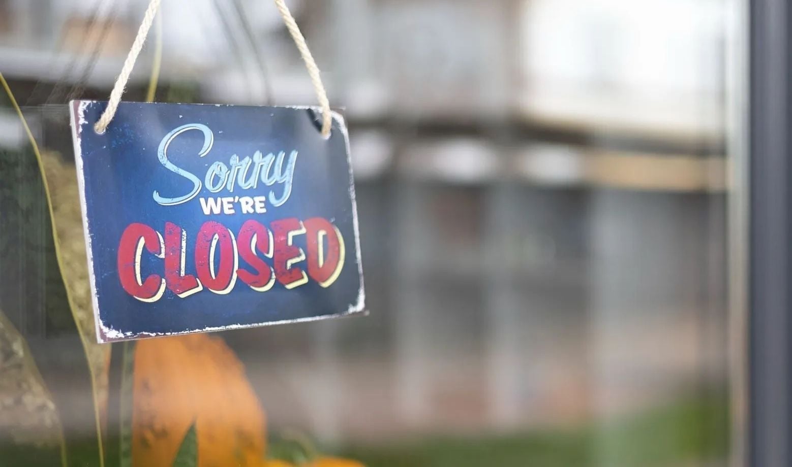 Рестораны в РФ закрываются рекордными темпами – Reuters раскрывает причины