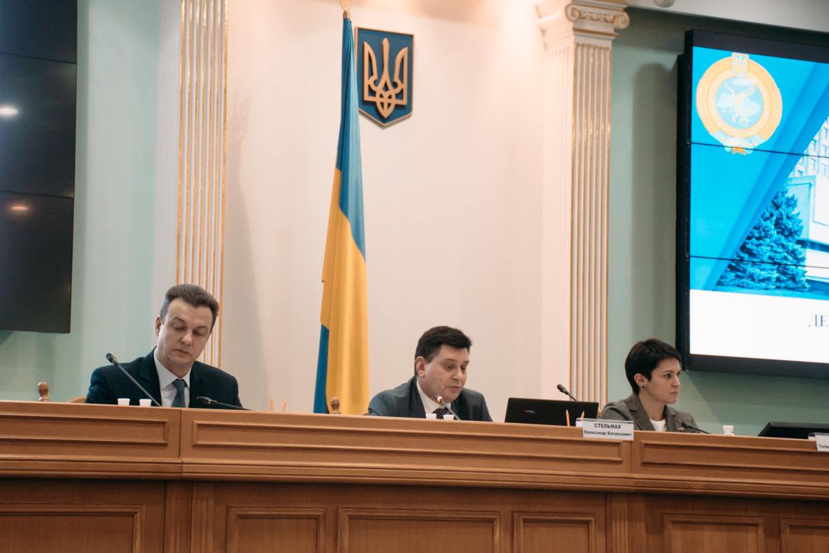 У Зеленского накинулись с обвинениями на Порошенко в отношении второго тура выборов