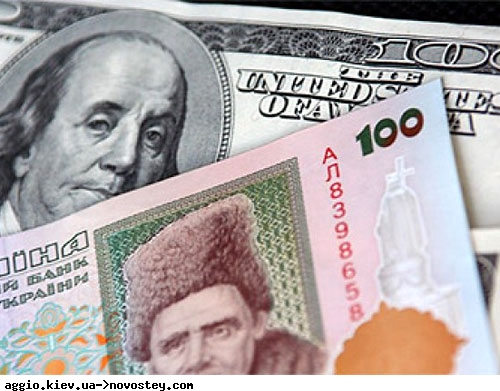 НБУ укрепляет нацвалюту: доллар опустился на межбанке до 22,89 грн