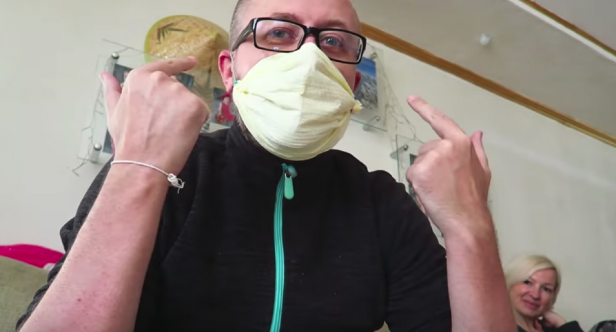 "Этот лайфхак может спасти вашу жизнь" защита от коронавируса, как сделать маску в домашних условиях 