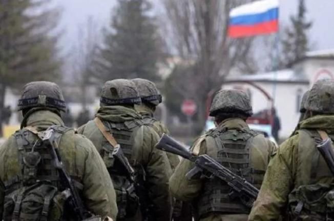 Граждан Казахстана в Байконуре заманивают деньгами на войну: названа цена