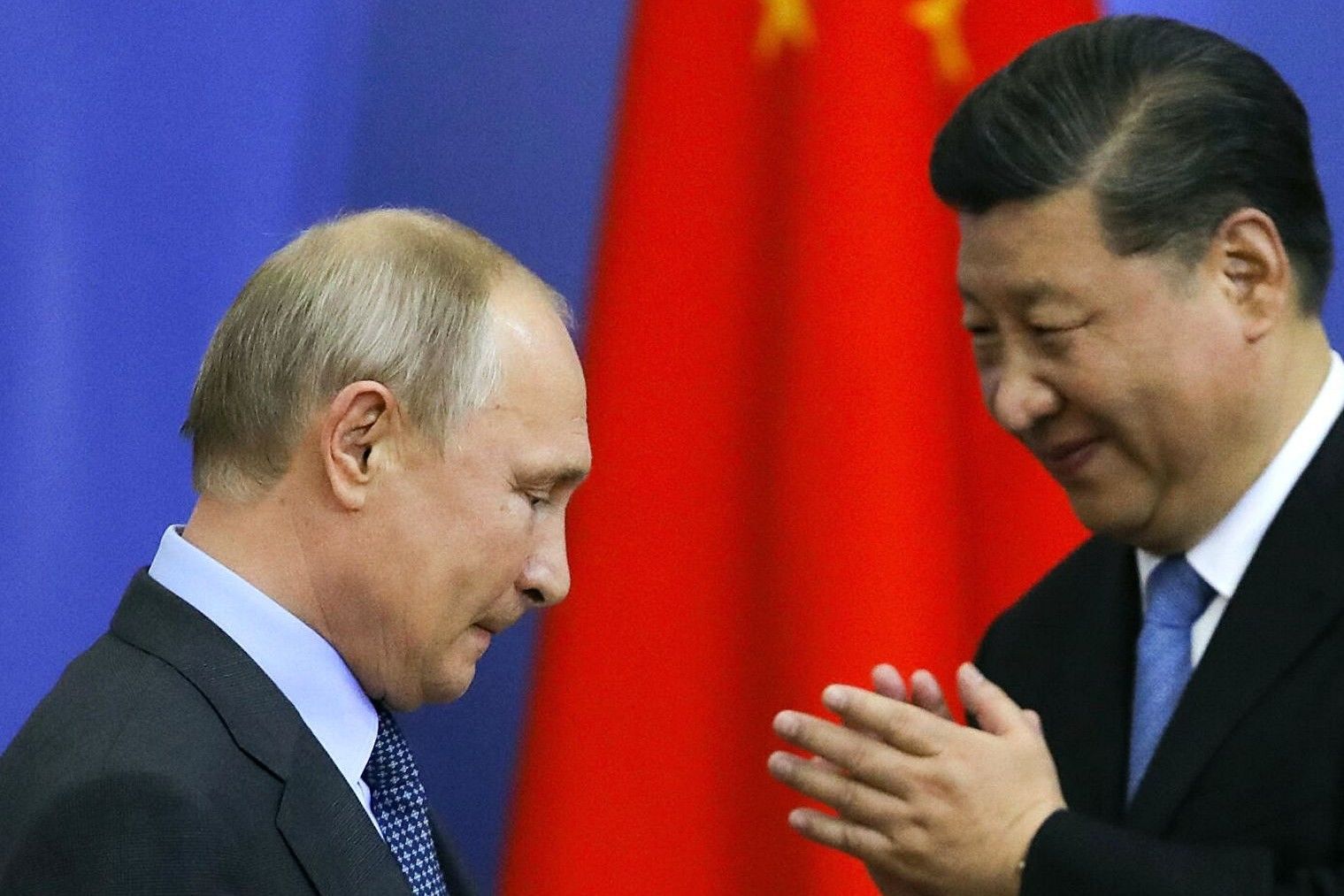 ​Надежды Кремля на поддержку Китая сыпятся, как рубли на российской бирже
